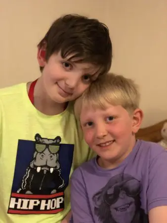 Oliver (left) with his brother Ben