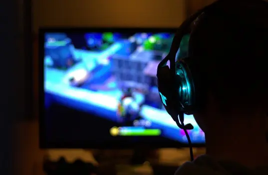 Gaming screen