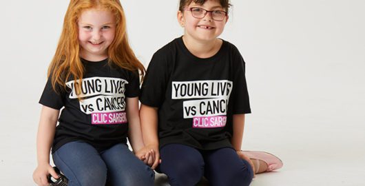 A young cancer patient supported by CLIC Sargent - and her sister